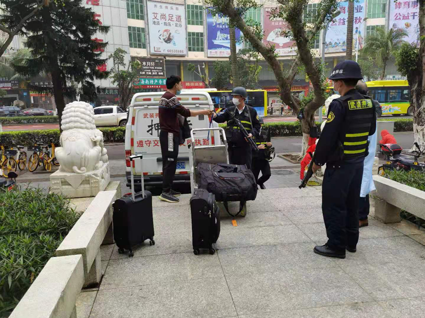 承接上海威豹供應(yīng)鏈有限公司貴重物品押運任務(wù)